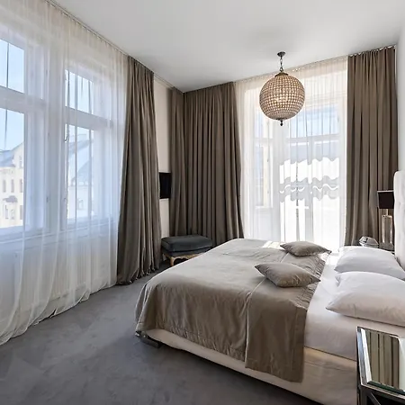 6 Rooms Naschmarkt-3